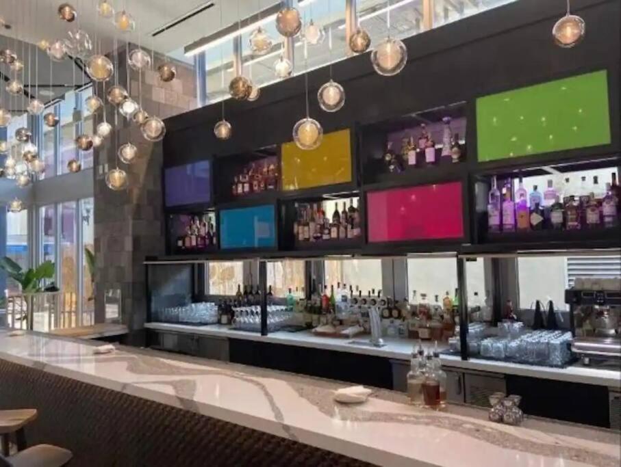 Appartamento Downtown Elegance. 17th Floor Yotelpad *